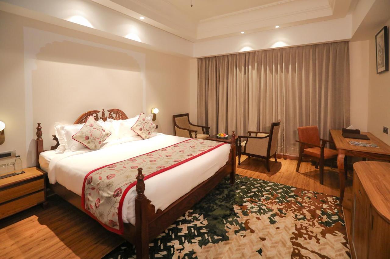 Regenta Central City Vilas Palace อัมบาลา ภายนอก รูปภาพ