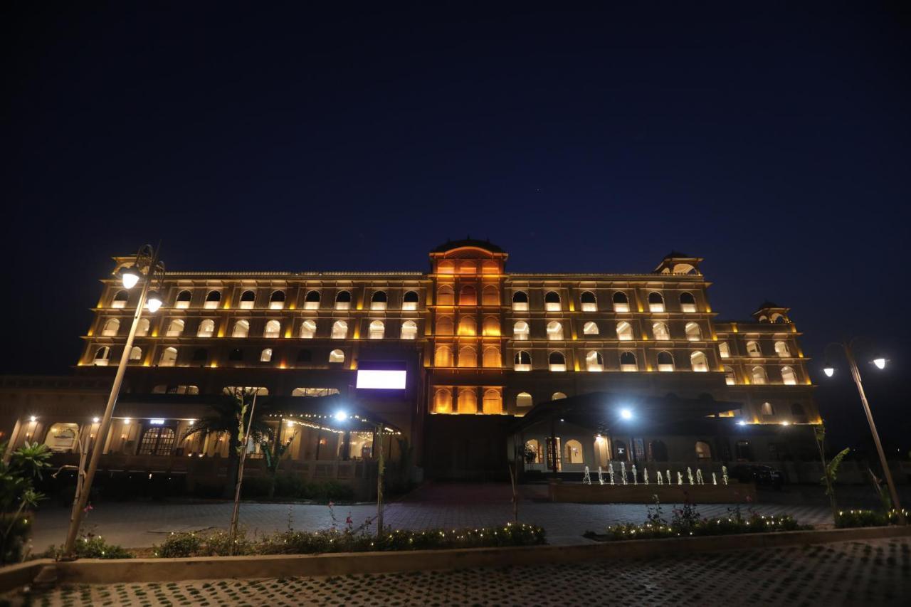 Regenta Central City Vilas Palace อัมบาลา ภายนอก รูปภาพ