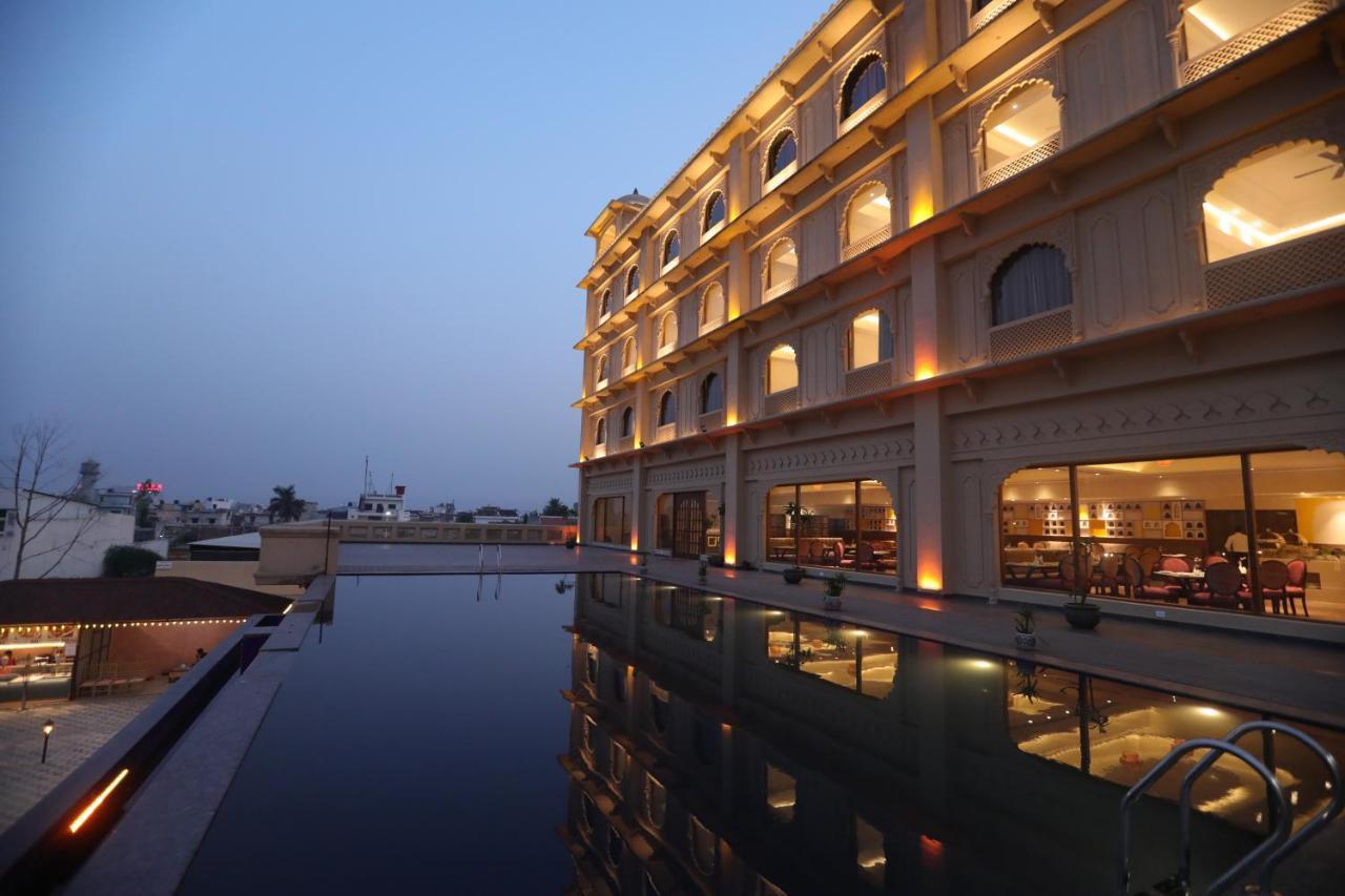 Regenta Central City Vilas Palace อัมบาลา ภายนอก รูปภาพ